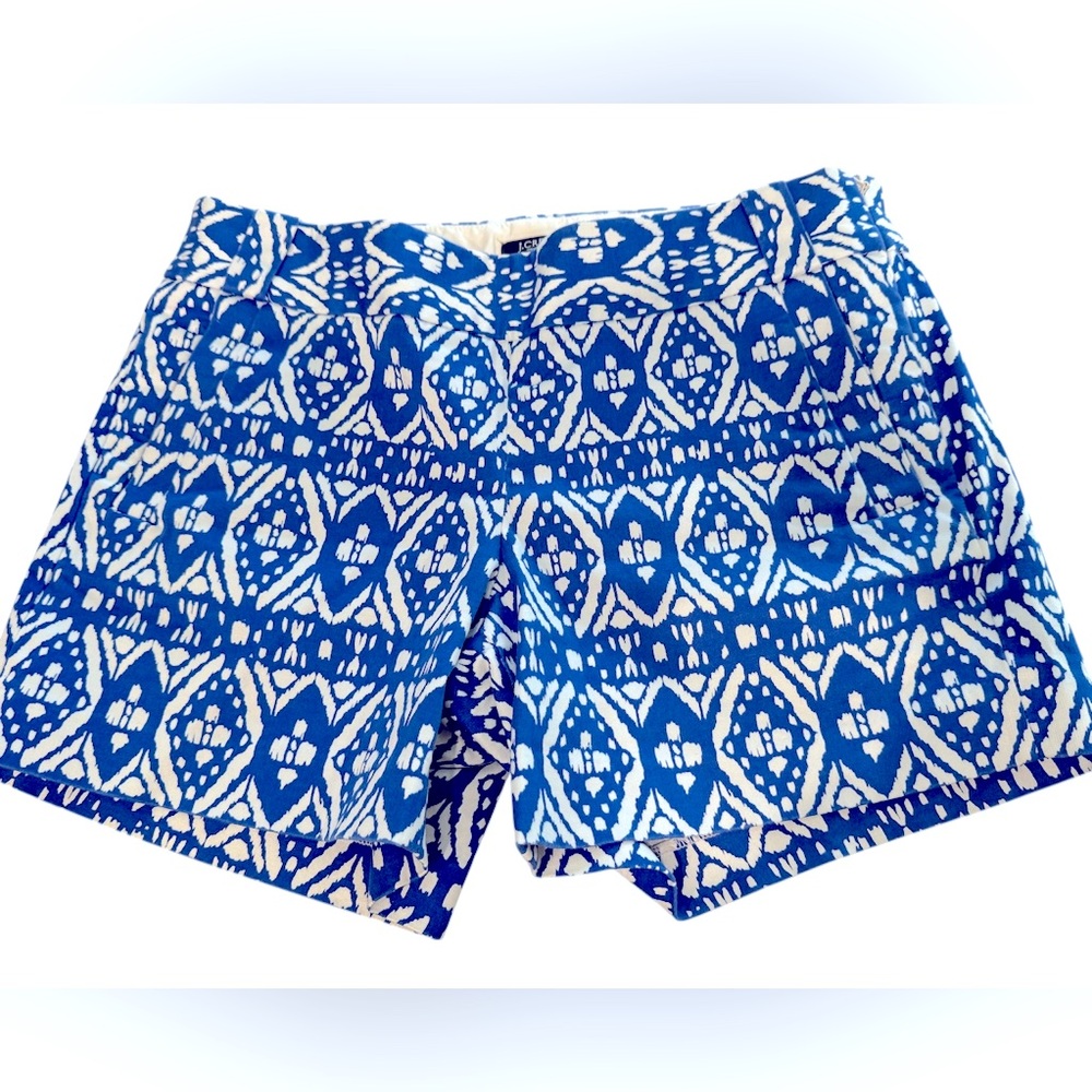 J. Crew Blue and White Cotton Chino Side Zip 5'' inseam Shorts City Fit- 6